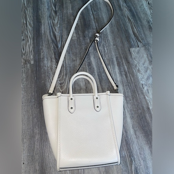 Kate Spade Crossbody - Picture 2 of 3